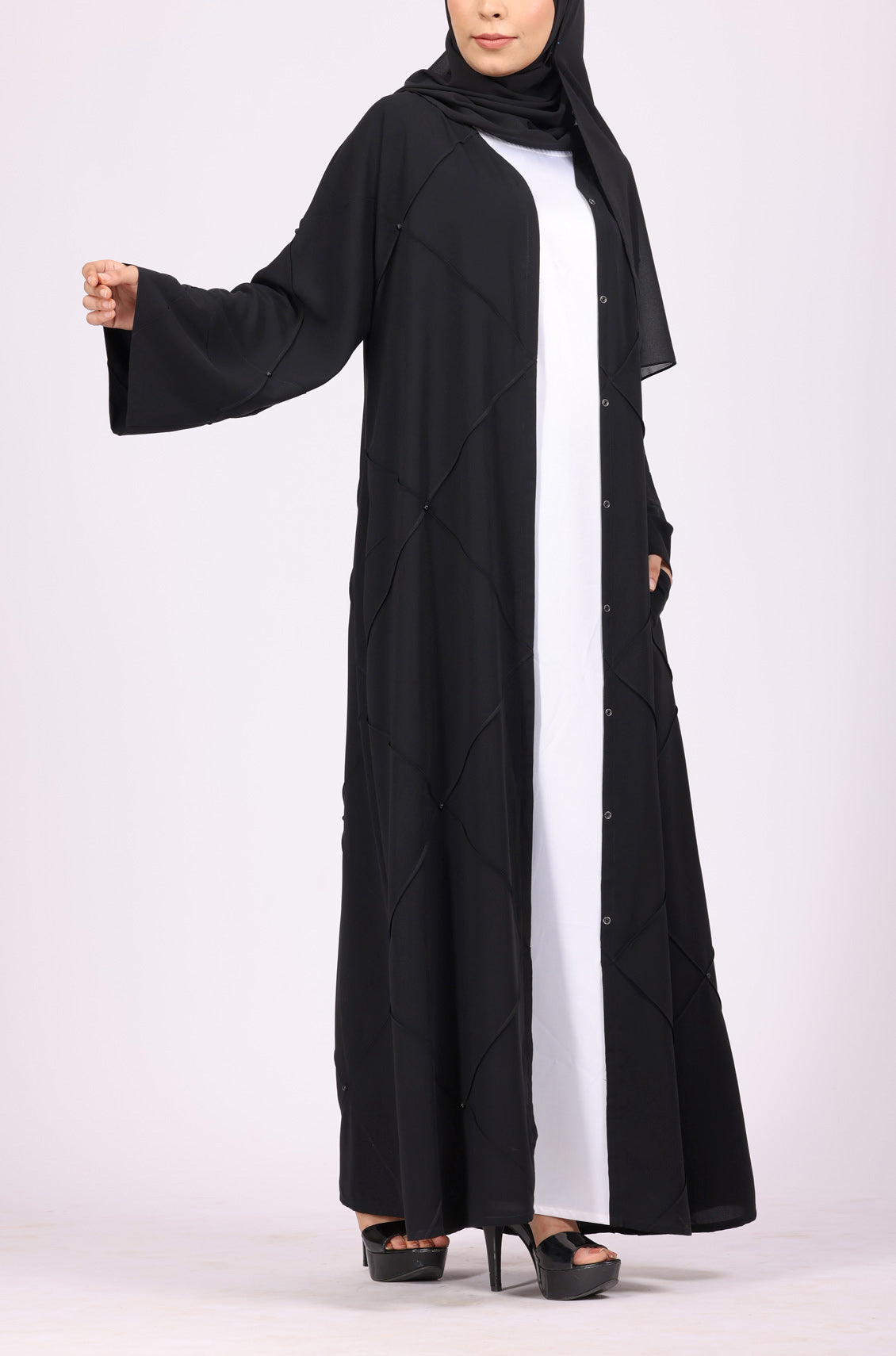 Black Diagonal Pearl Abaya