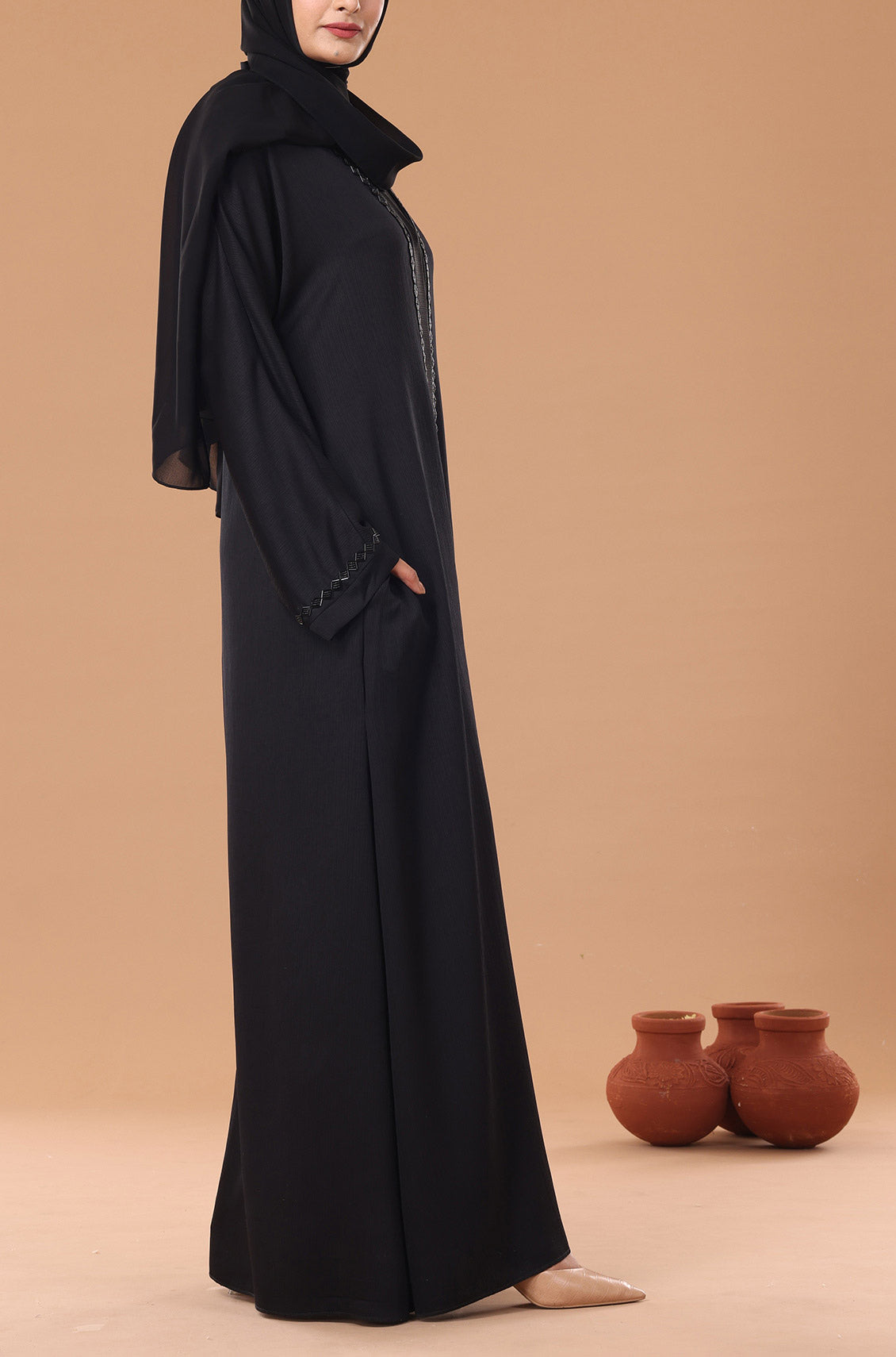 Black Diamond Pearl Abaya