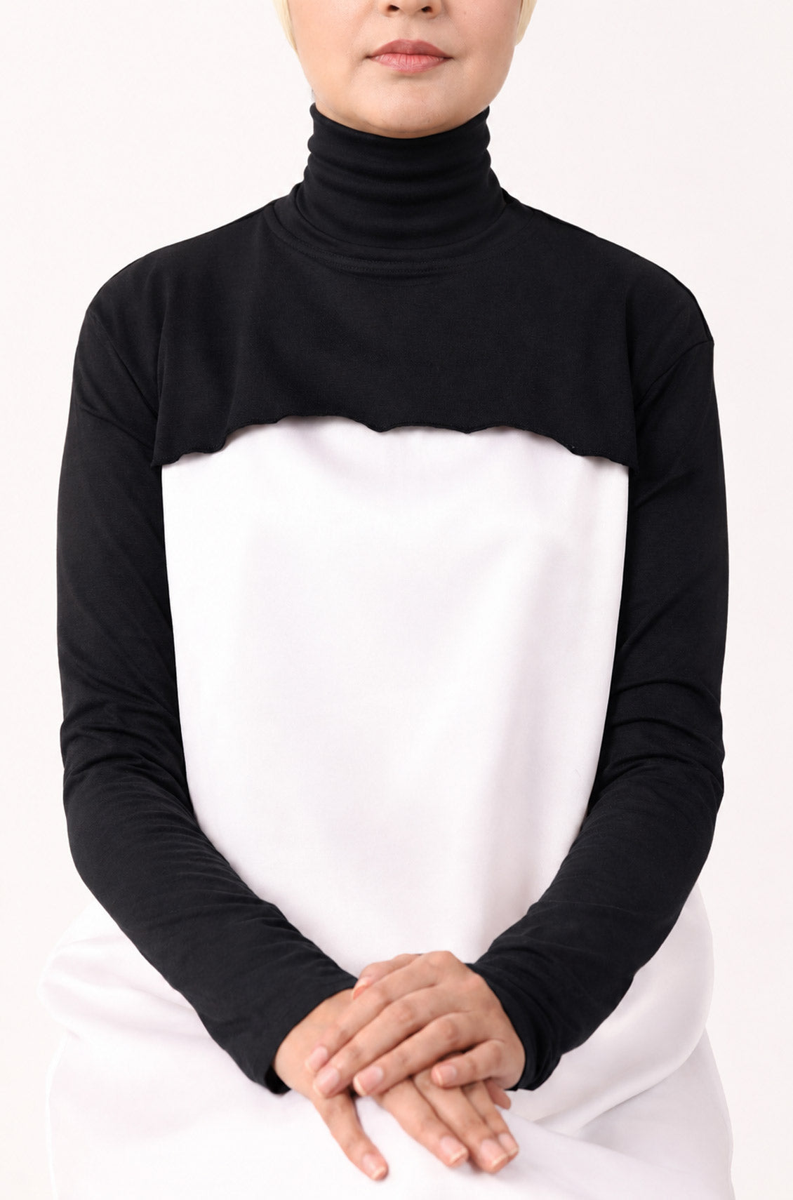 Neck and Sleeve Extender High Neck Black