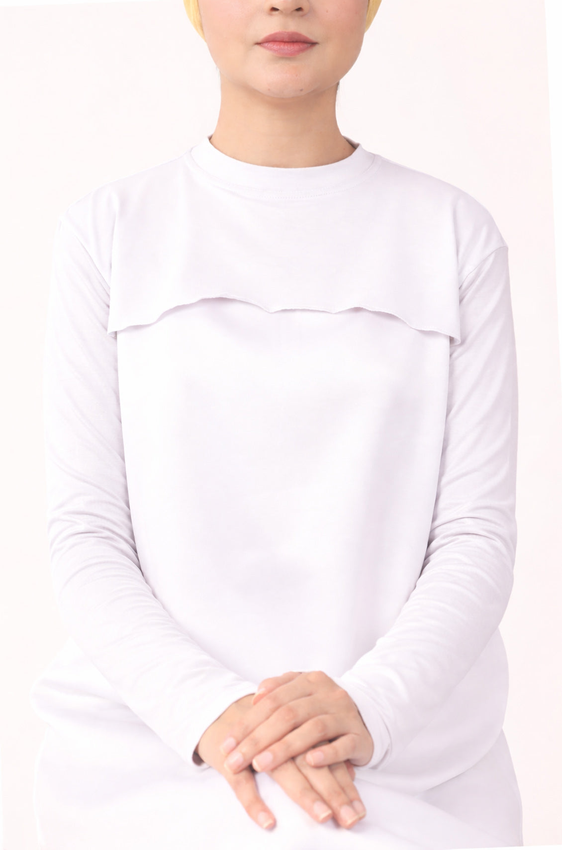Neck and Sleeve Extender White