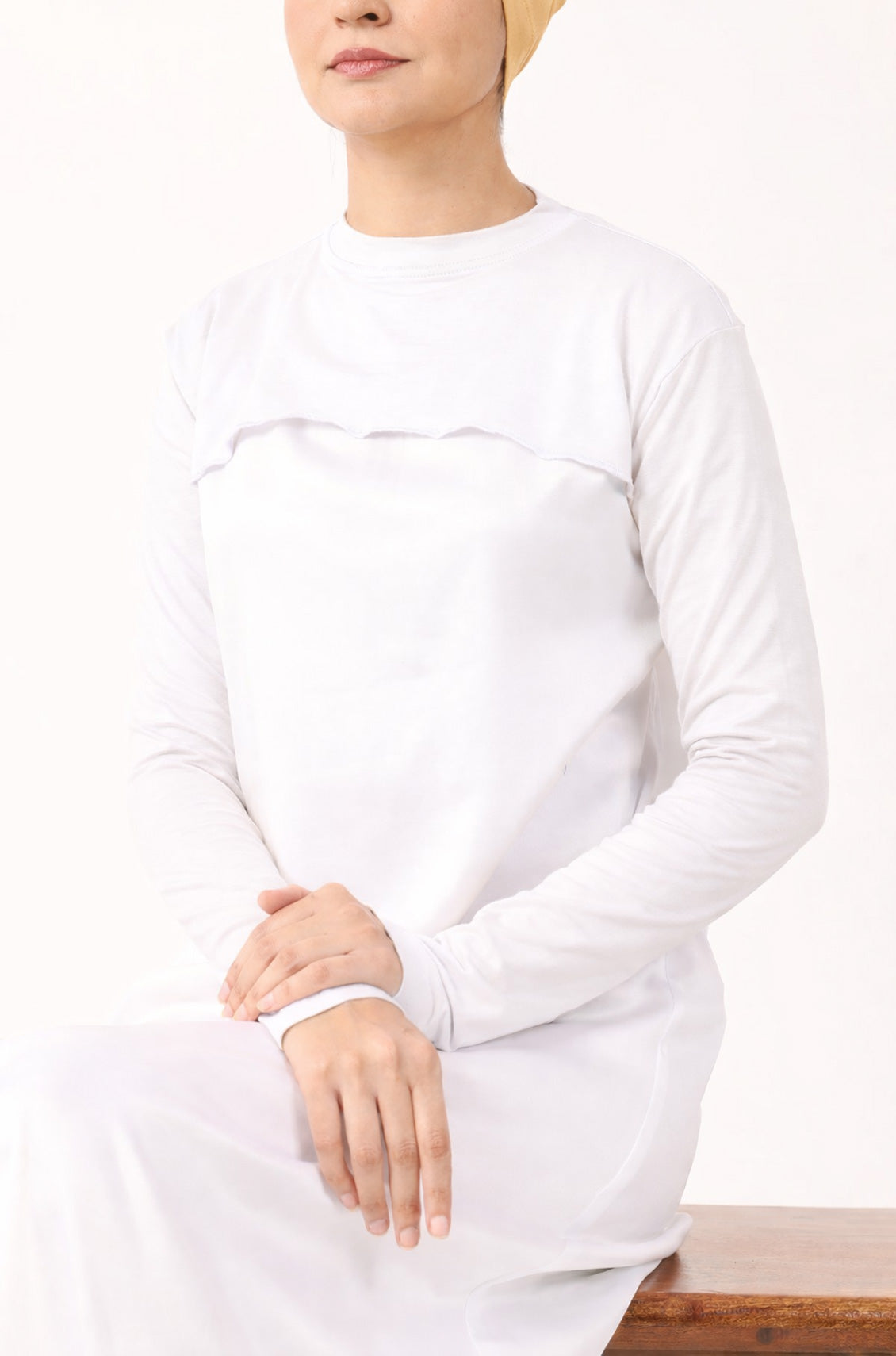 Neck and Sleeve Extender White