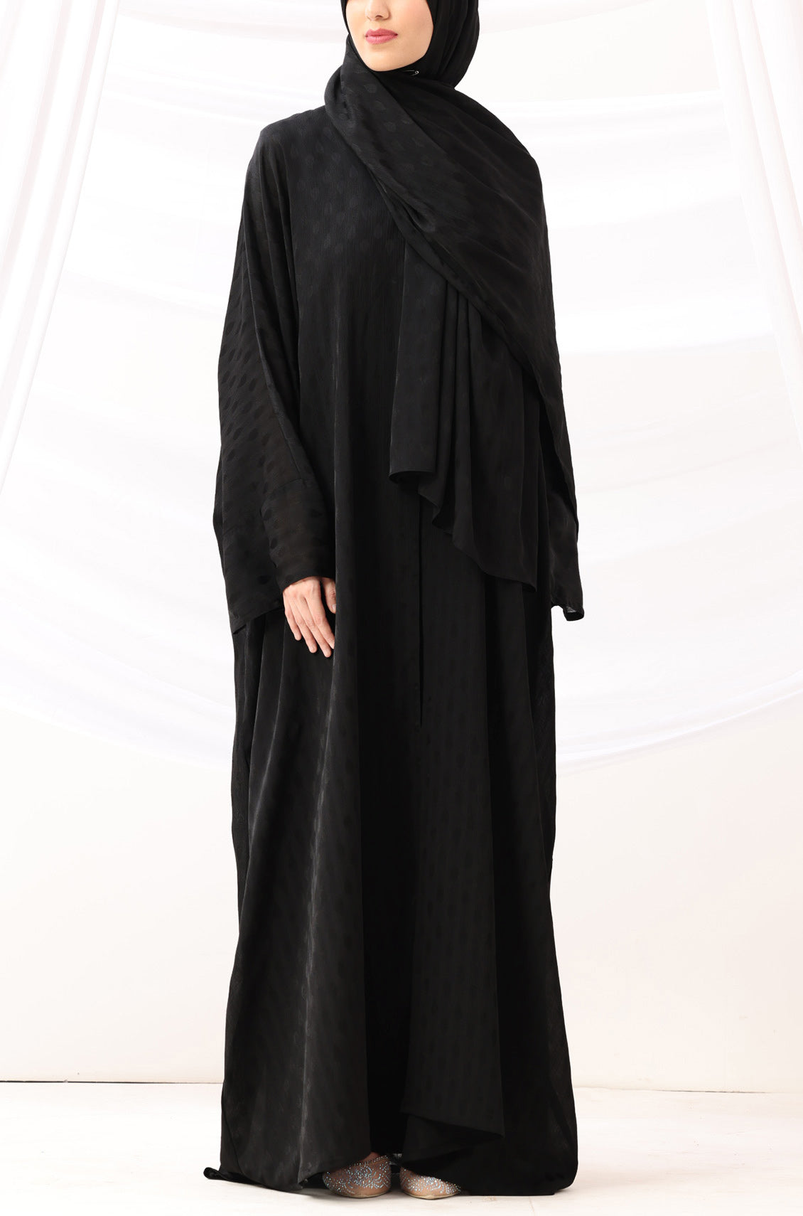 Luxe Dune Kaftan Abaya Black with Slip