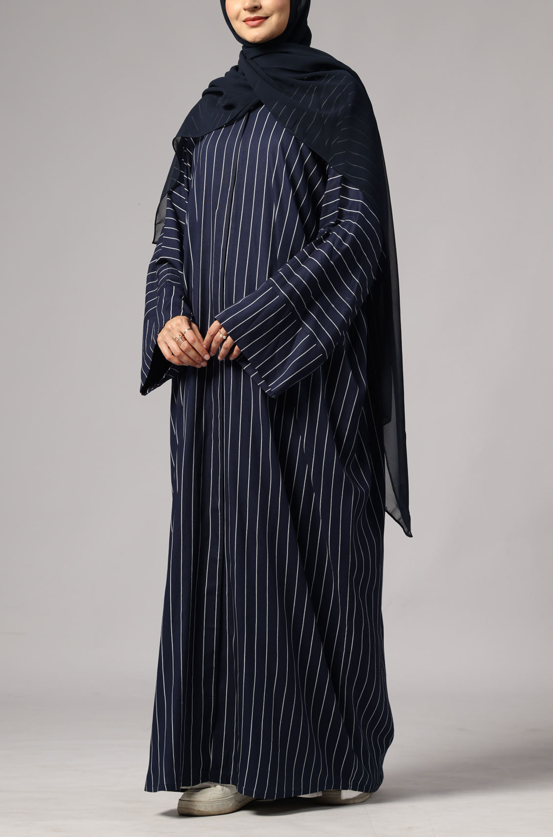 Zoya Striped Abaya- Navy