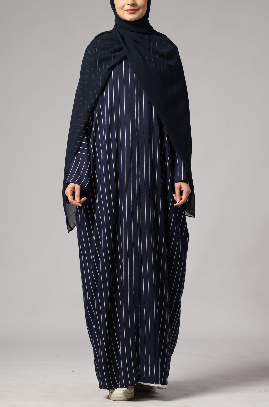 Zoya Striped Abaya- Navy