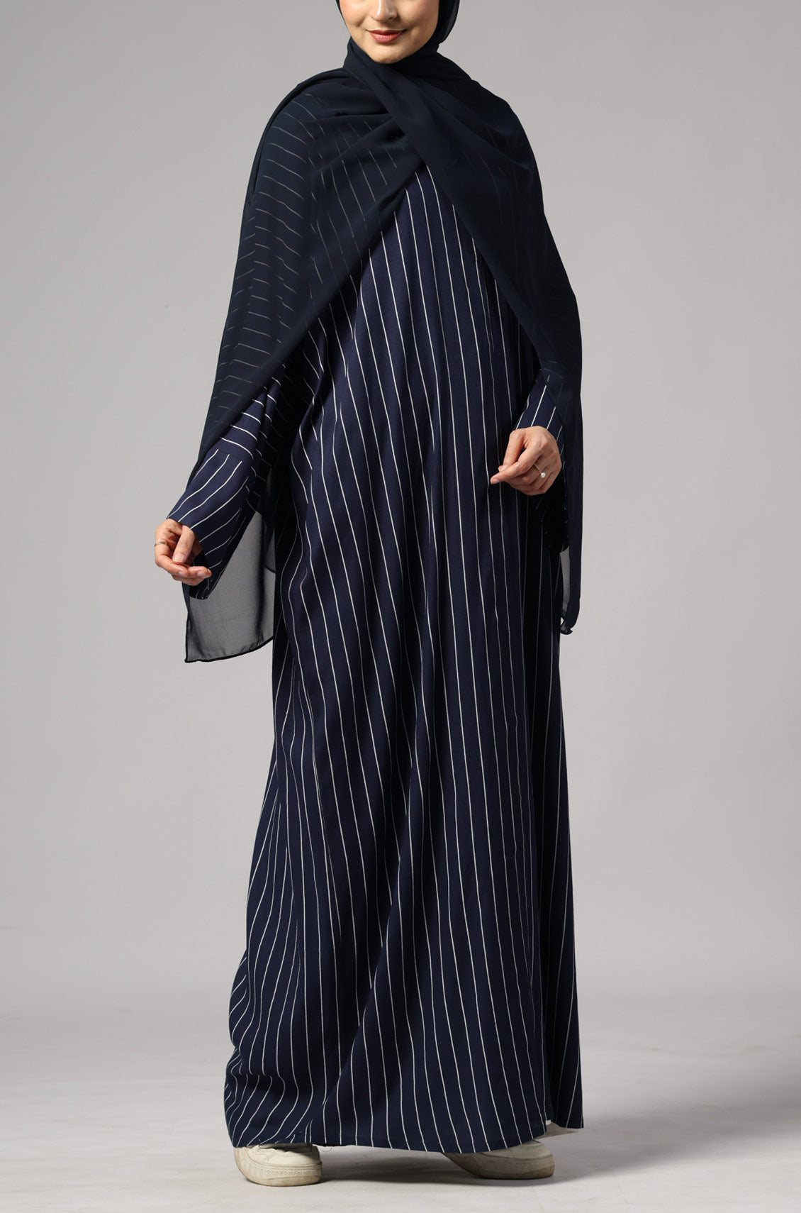 Zoya Striped Abaya- Navy