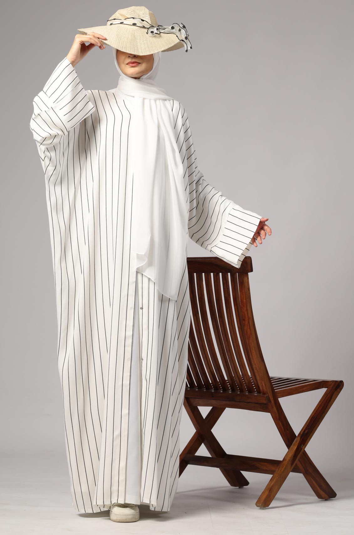 Zoya Striped Abaya- Pearl White