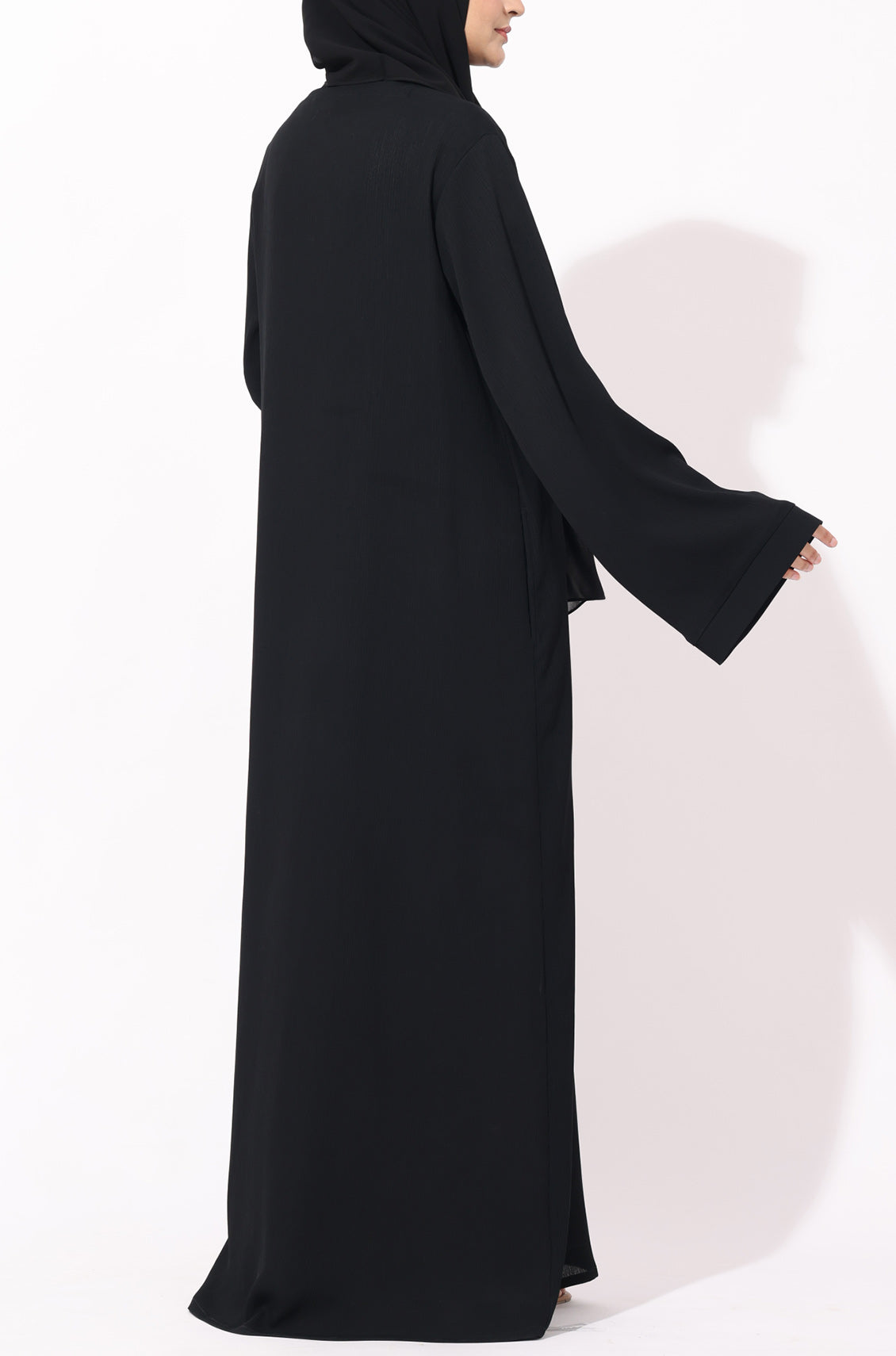 Black Zoom Abaya Front Closed