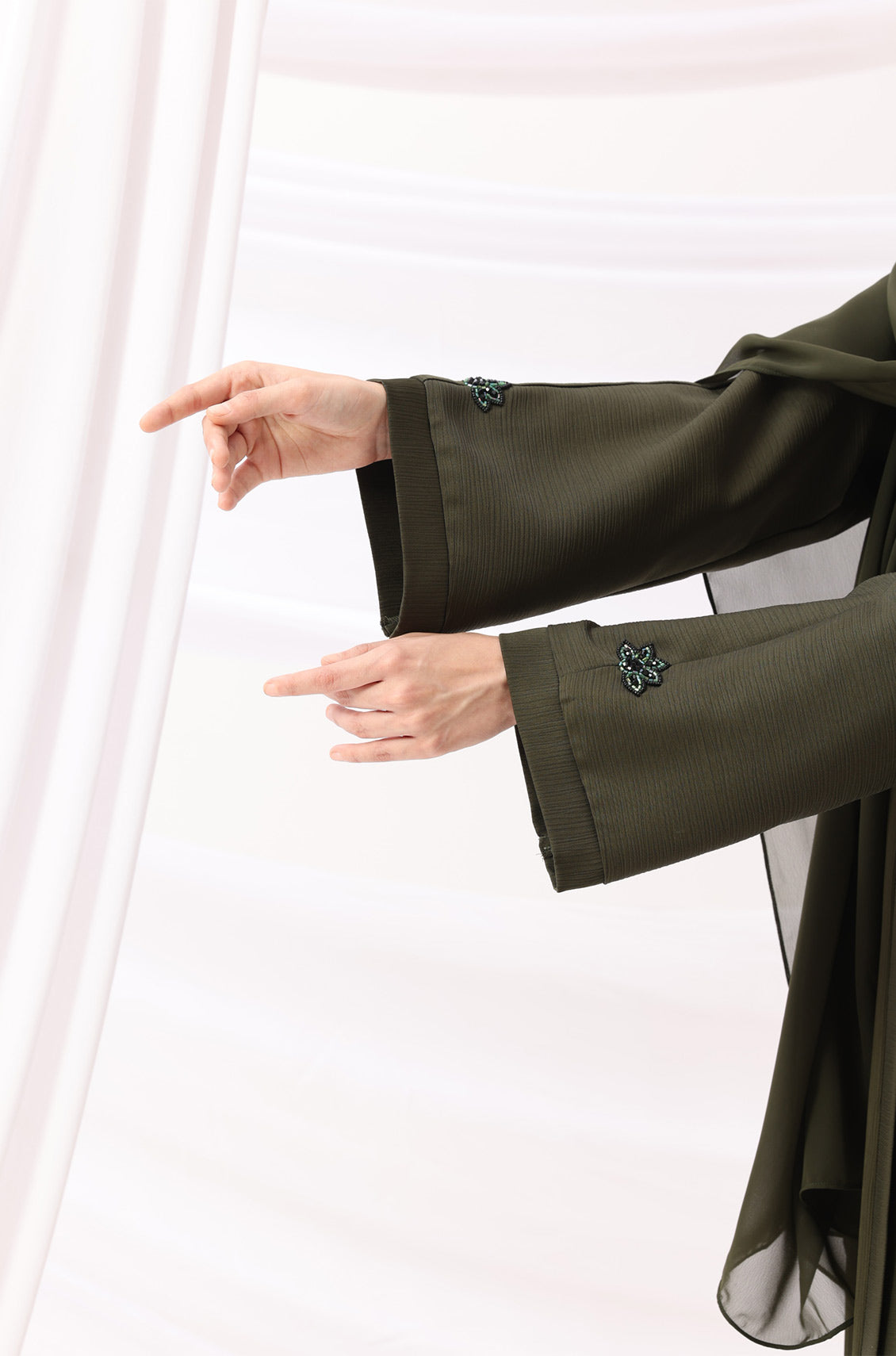 Sehr Handwork Abaya Deep Olive