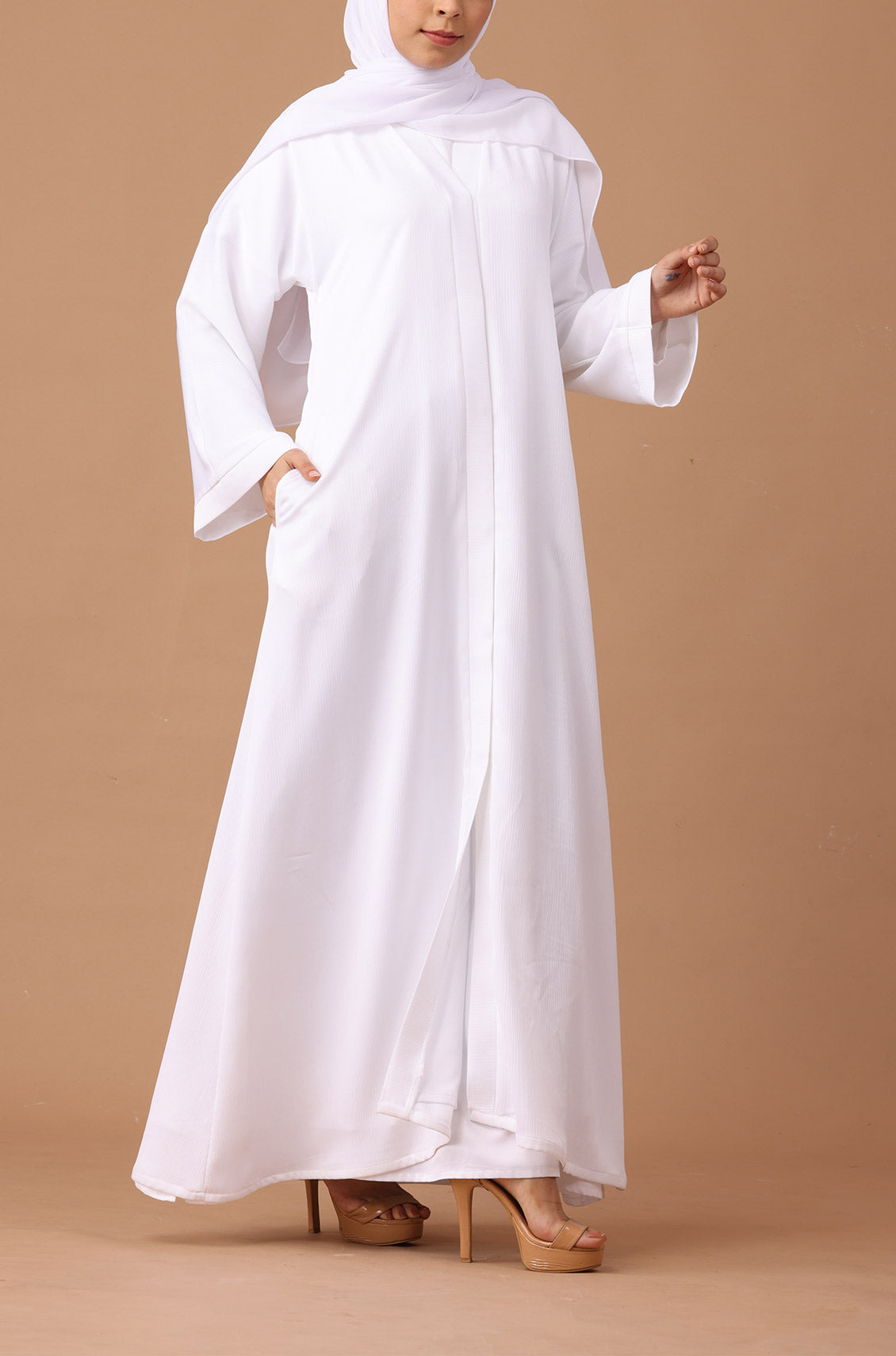 White Zoom Abaya