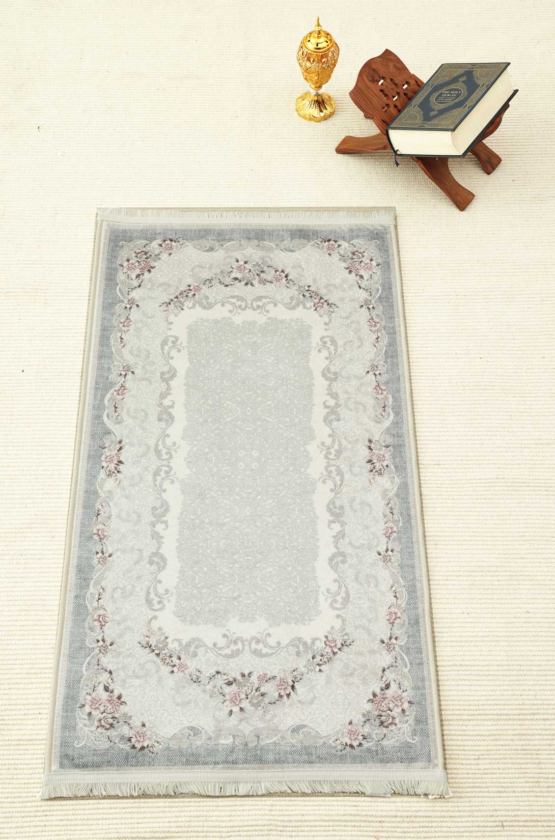 Janamaz Prayer Mat -Sufaid Phool