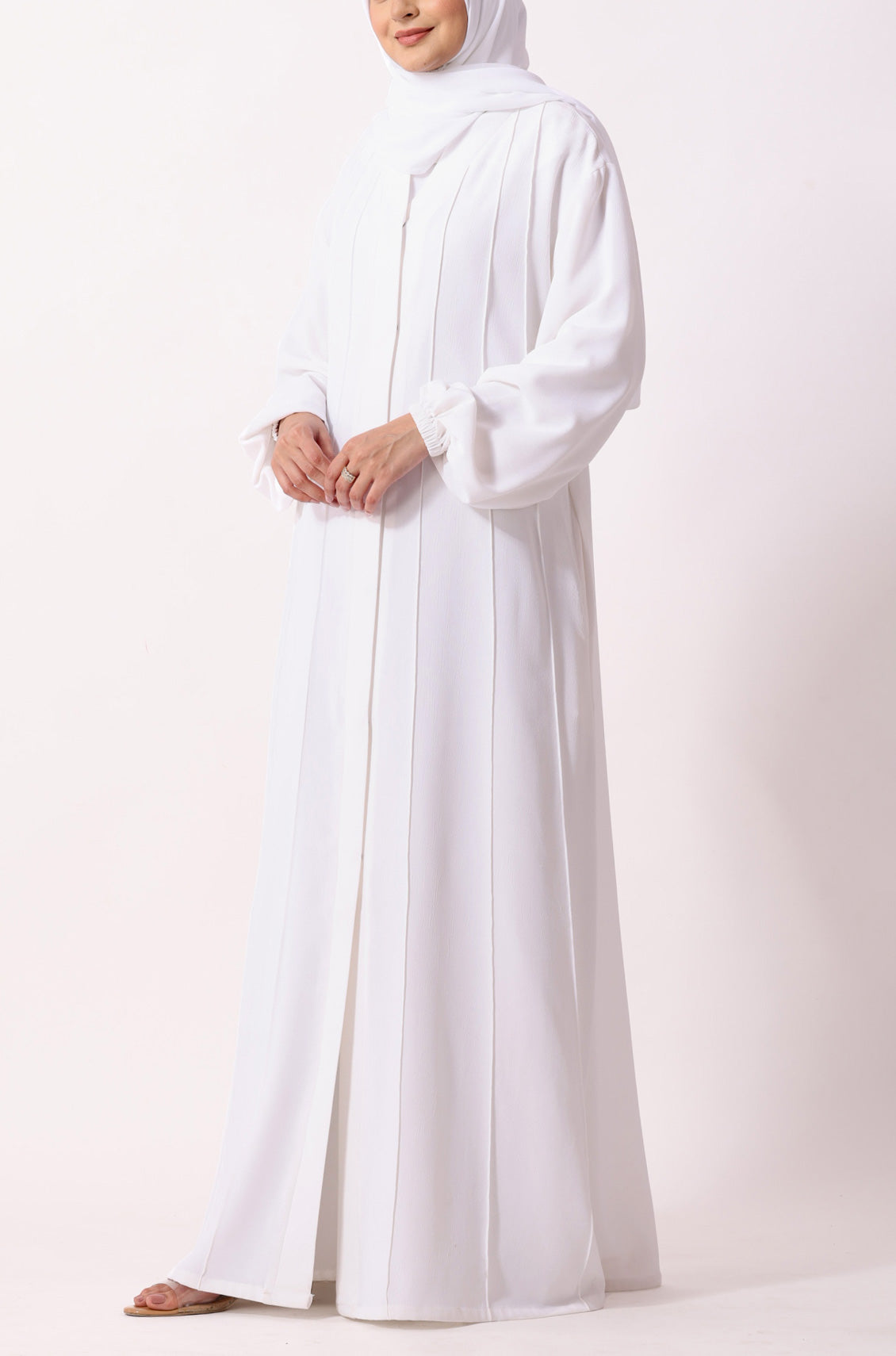 Simple Pleated Abaya White