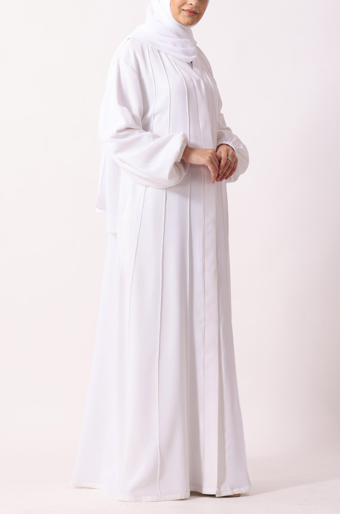 Simple Pleated Abaya White