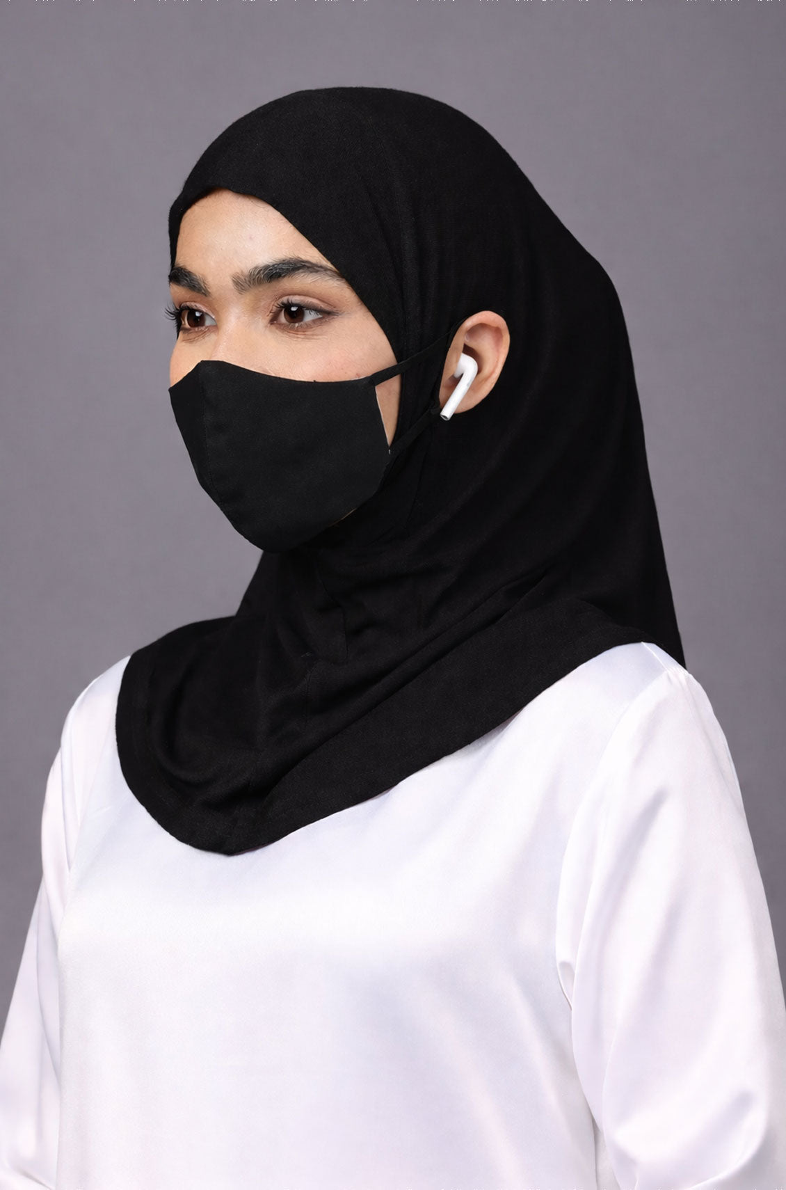 Ear Slit Full Coverage Under Scarf Black