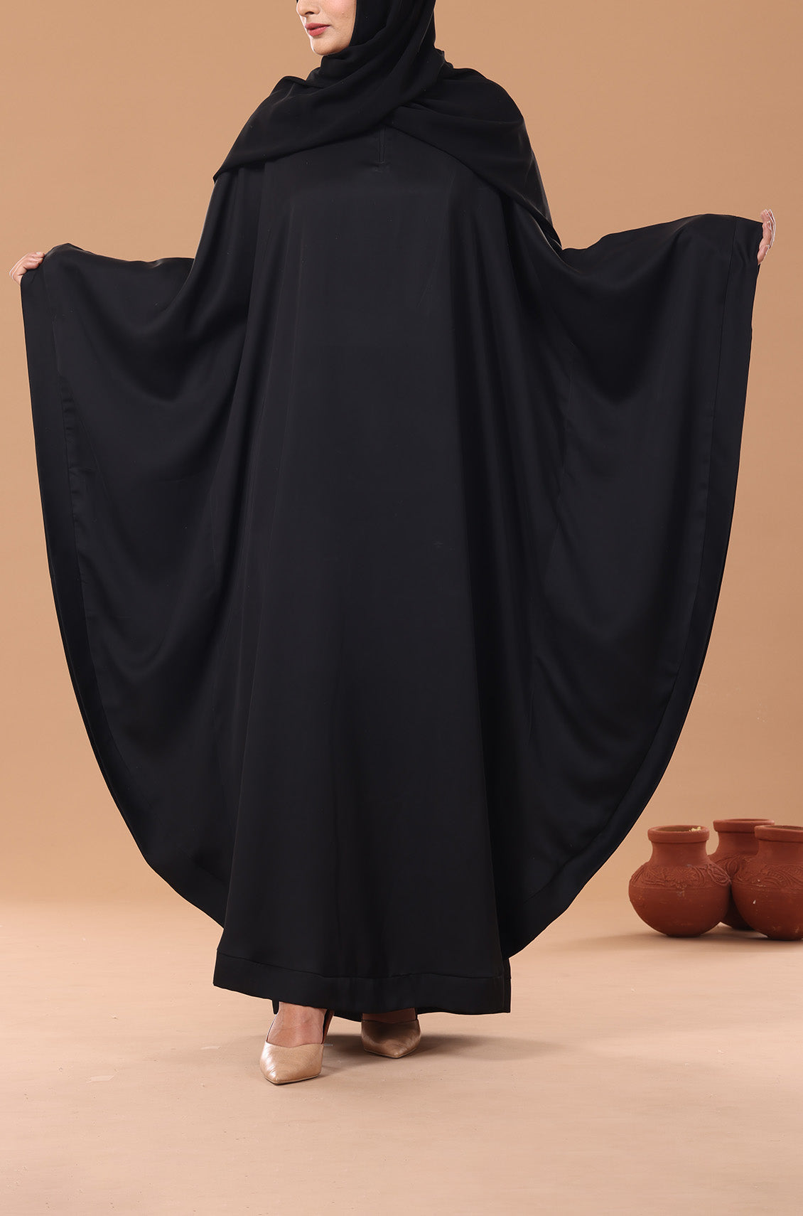 Black Nida Frill Kaftan